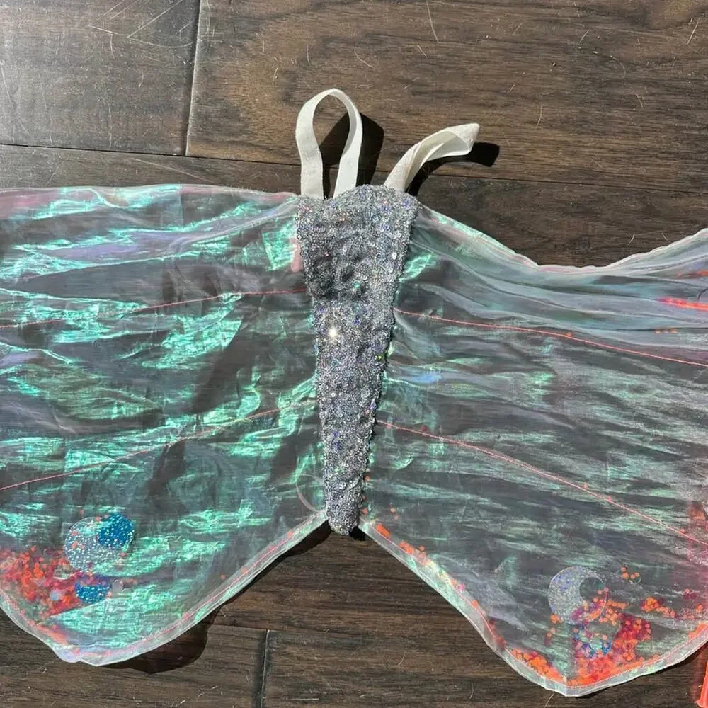 merimeri cape crafted